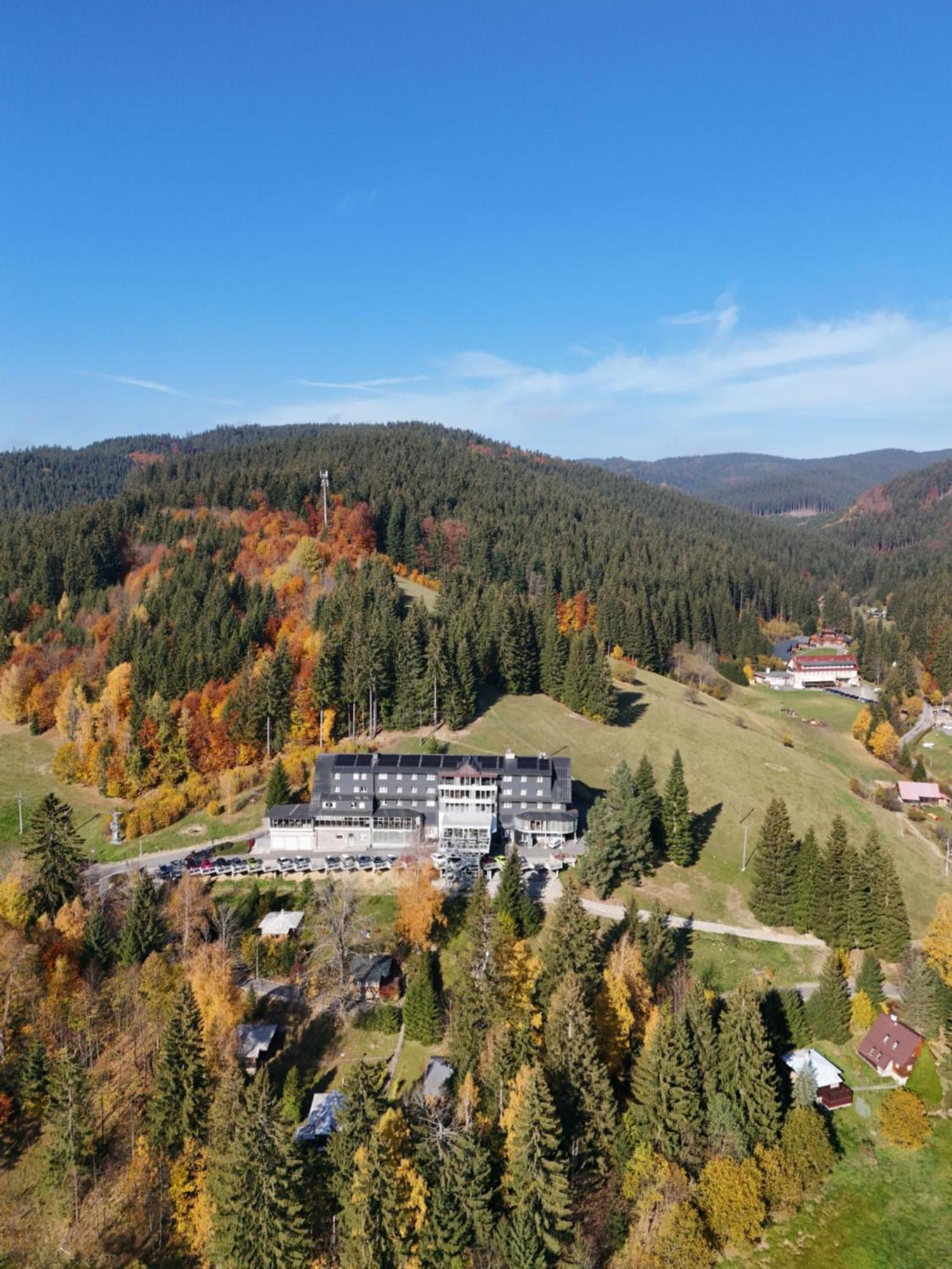 Spa Hotel Lanterna Velke Karlovice Luaran gambar